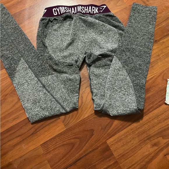 Gymshark OG leggings - Picture 2 of 2